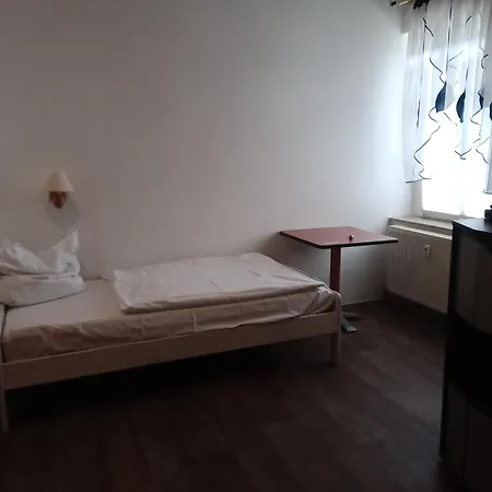Zur Tanne 3*
