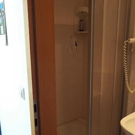 Zur Tanne Gasthuis 3*